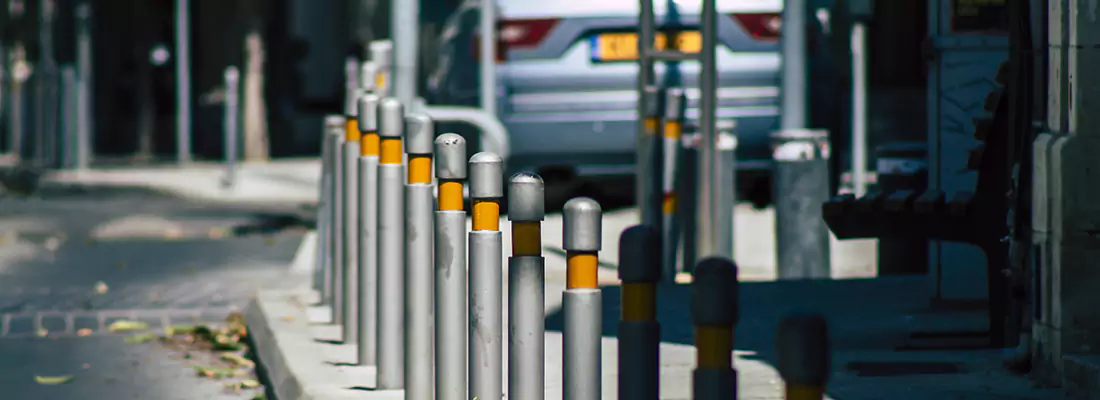 Safe and Convenient Retractable Barrier Column Systems for Properties in Gainesville, FL